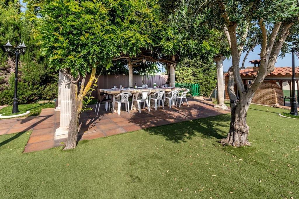 Casa Rural Con Piscina Privada, Barbacoa, Wifi Y Parking Incluido Viloví de Oñar Exterior foto